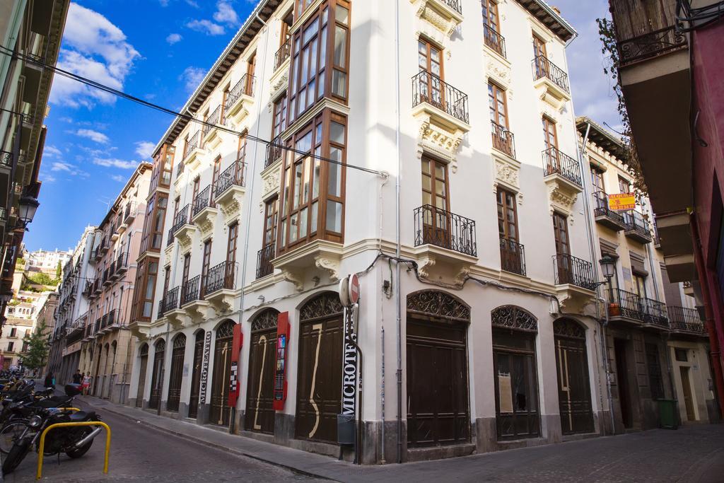 Apartamentos Casa De La Lonja Granada Luaran gambar