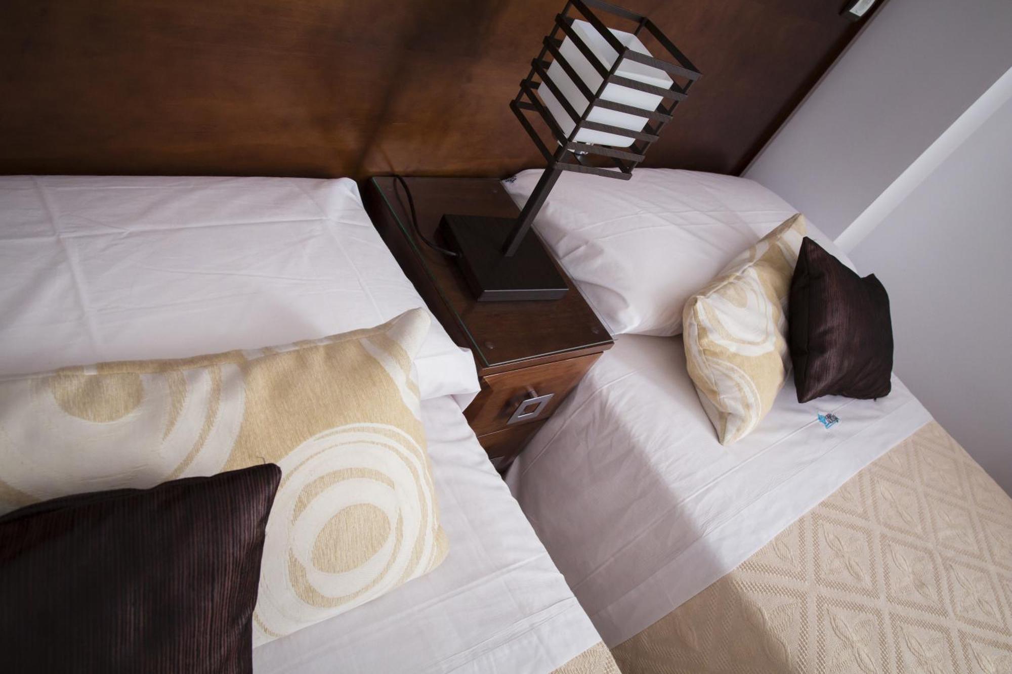 Apartamentos Casa De La Lonja Granada Bilik gambar