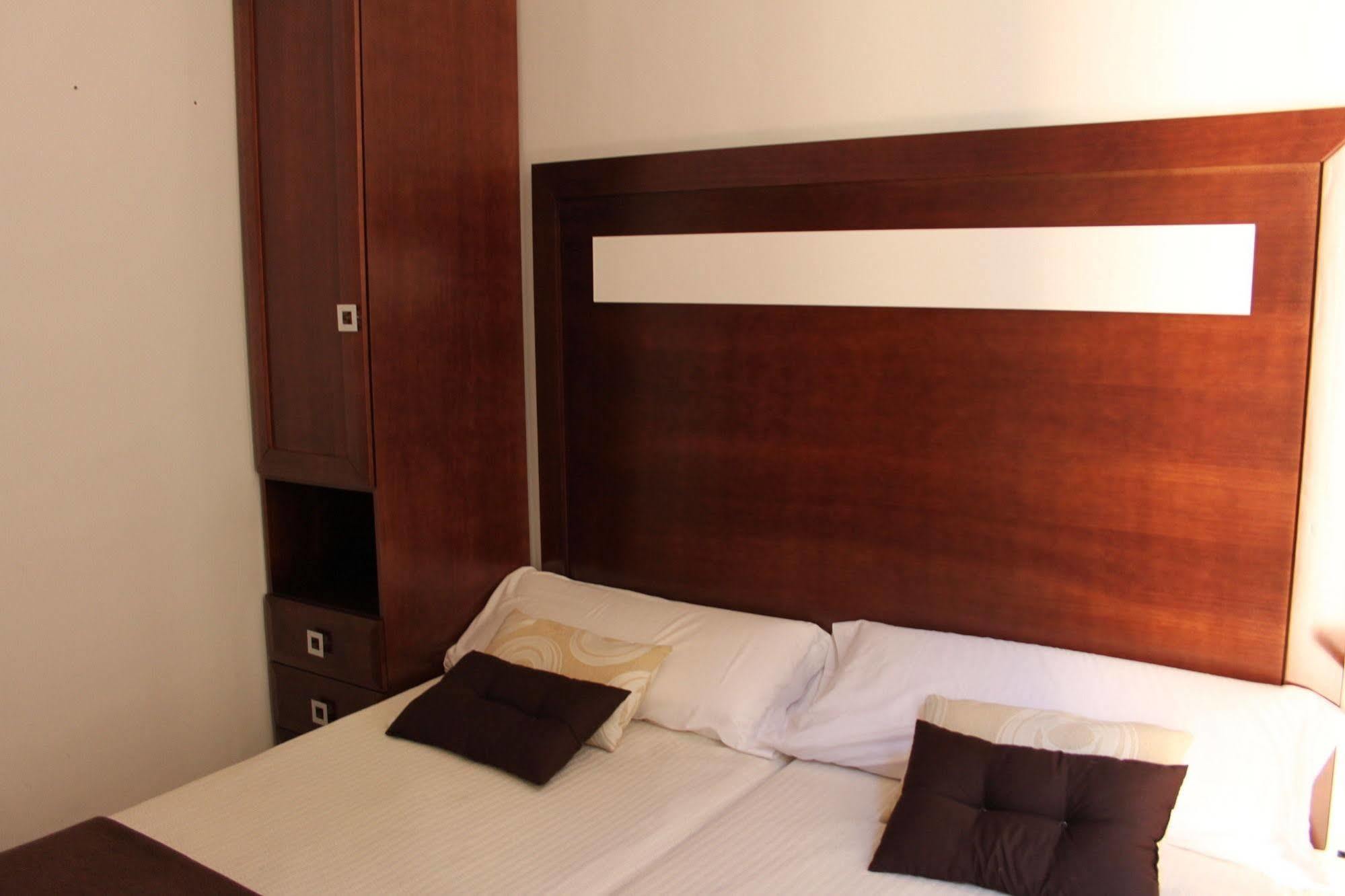 Apartamentos Casa De La Lonja Granada Luaran gambar