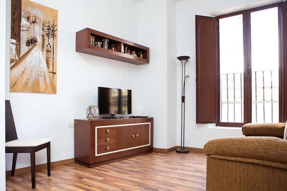 Apartamentos Casa De La Lonja Granada Luaran gambar