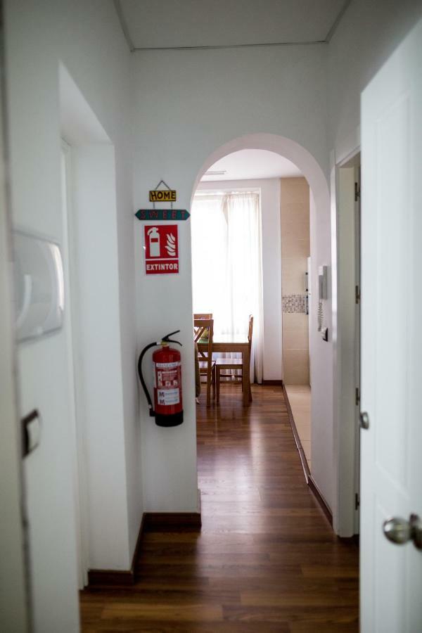 Apartamentos Casa De La Lonja Granada Luaran gambar